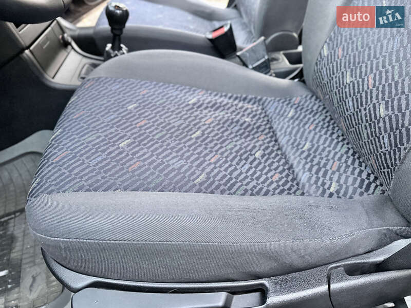 Универсал Opel Astra 2001 в Каменском фото 21 Универсал Opel Astra 2001 в Каменском