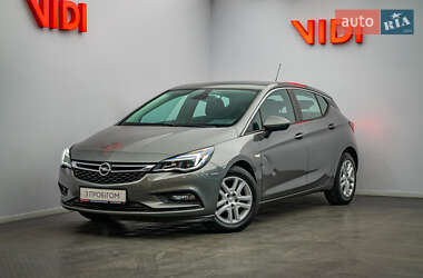 Хетчбек Opel Astra 2018 в Києві