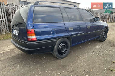 Универсал Opel Astra 1994 в Долине