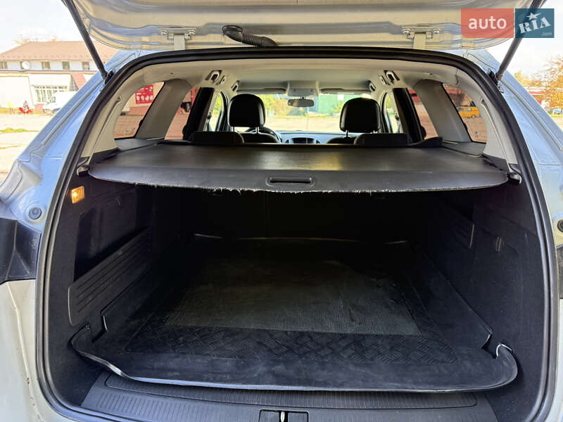 Універсал Opel Astra 2013 в Ладижині