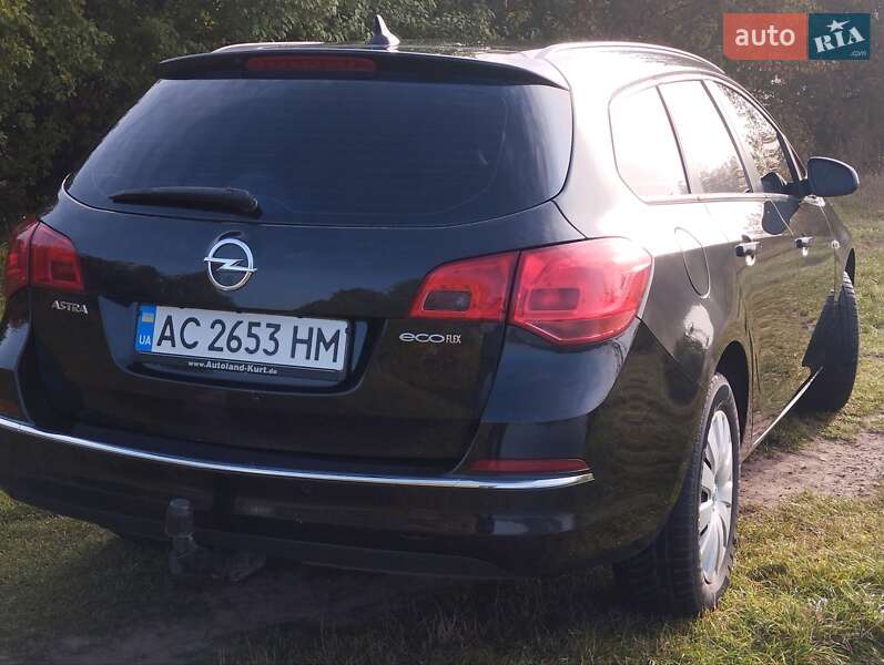 Универсал Opel Astra 2014 в Нововолынске фото 9 Универсал Opel Astra 2014 в Нововолынске