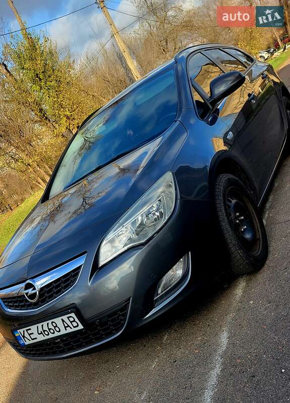 Opel Astra 2012 Opel Astra 2012