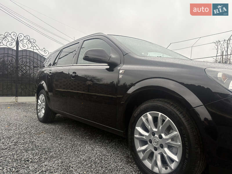 Універсал Opel Astra 2010 в Клевані фото 12 Універсал Opel Astra 2010 в Клевані