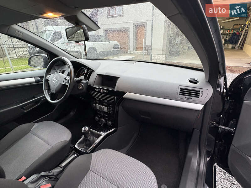 Універсал Opel Astra 2010 в Клевані фото 22 Універсал Opel Astra 2010 в Клевані