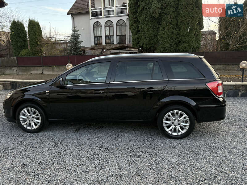 Універсал Opel Astra 2010 в Клевані фото 81 Універсал Opel Astra 2010 в Клевані