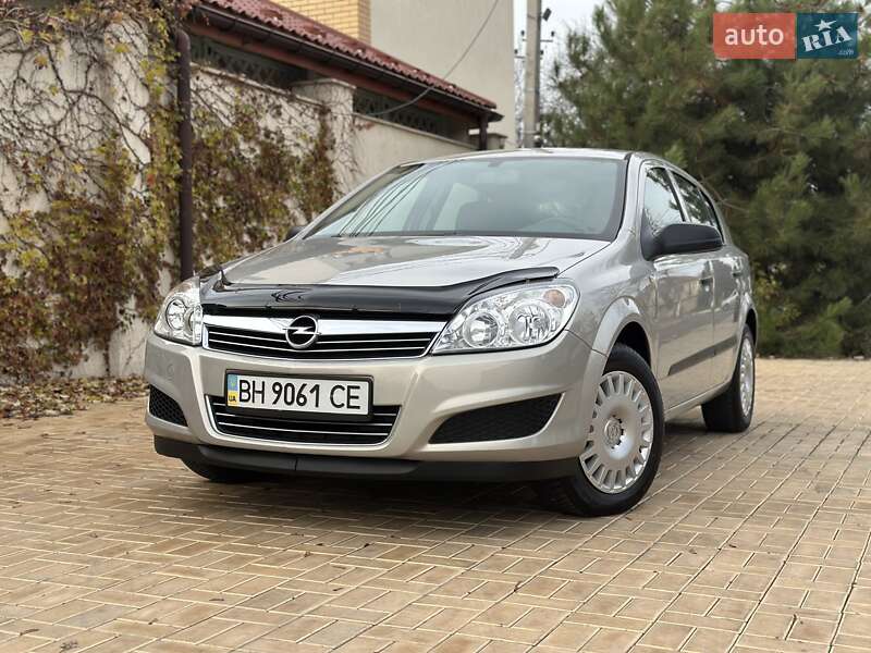 Opel Astra 2008