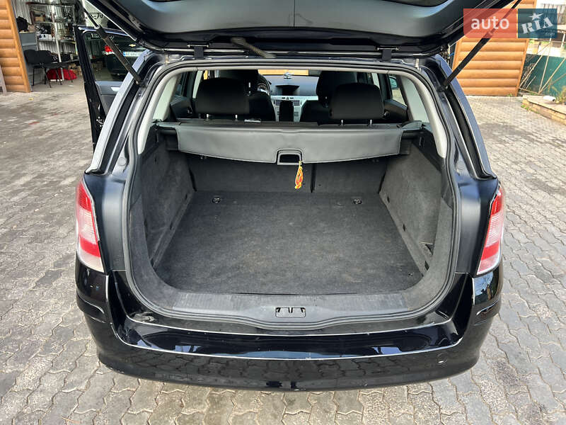 Універсал Opel Astra 2009 в Кривому Розі