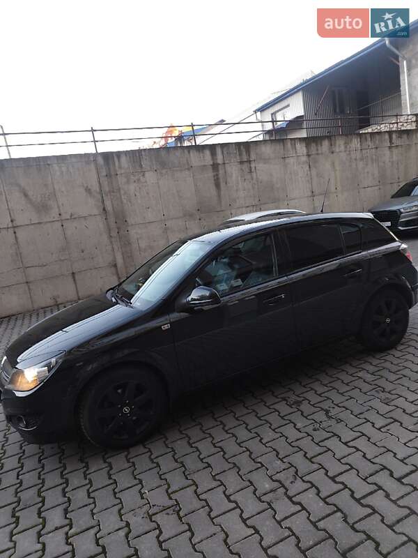 Хэтчбек Opel Astra 2013 в Тернополе фото 5 Хэтчбек Opel Astra 2013 в Тернополе