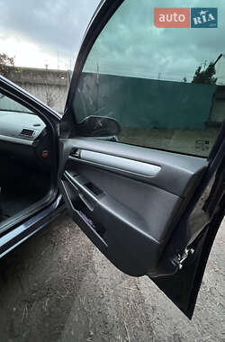 Універсал Opel Astra 2009 в Броварах