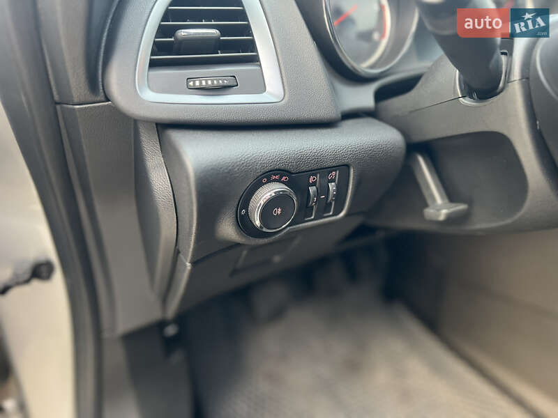 Универсал Opel Astra 2013 в Виннице