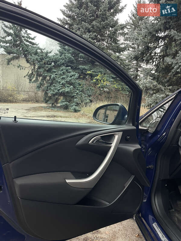 Хэтчбек Opel Astra 2010 в Харькове