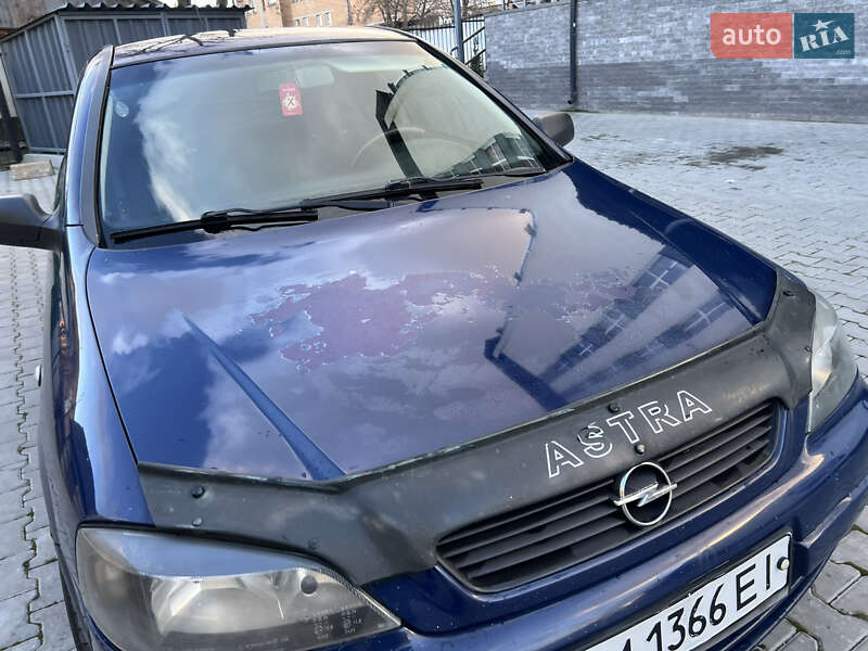 Седан Opel Astra 2007 в Изяславе