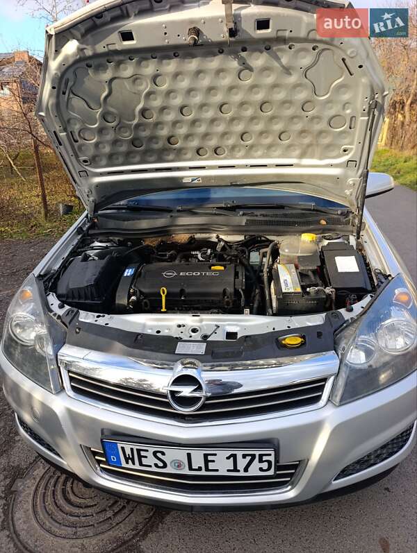 Універсал Opel Astra 2009 в Луцьку фото 36 Універсал Opel Astra 2009 в Луцьку