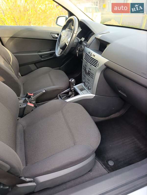 Універсал Opel Astra 2009 в Луцьку фото 62 Універсал Opel Astra 2009 в Луцьку