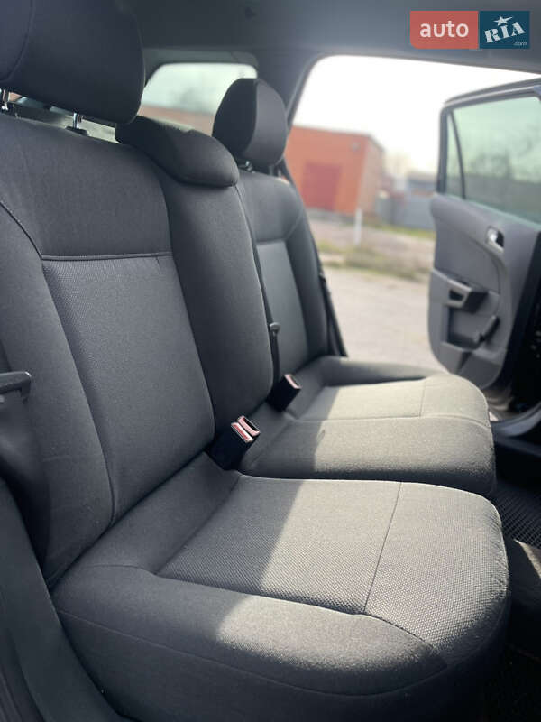 Универсал Opel Astra 2007 в Прилуках