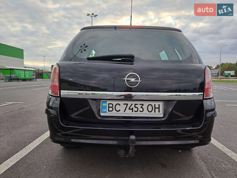 Універсал Opel Astra 2009 в Львові