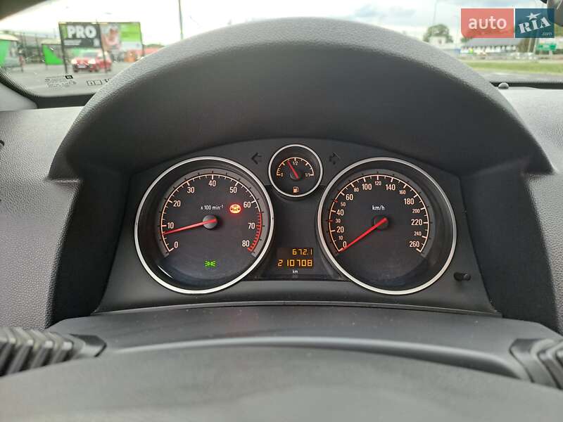 Універсал Opel Astra 2009 в Львові