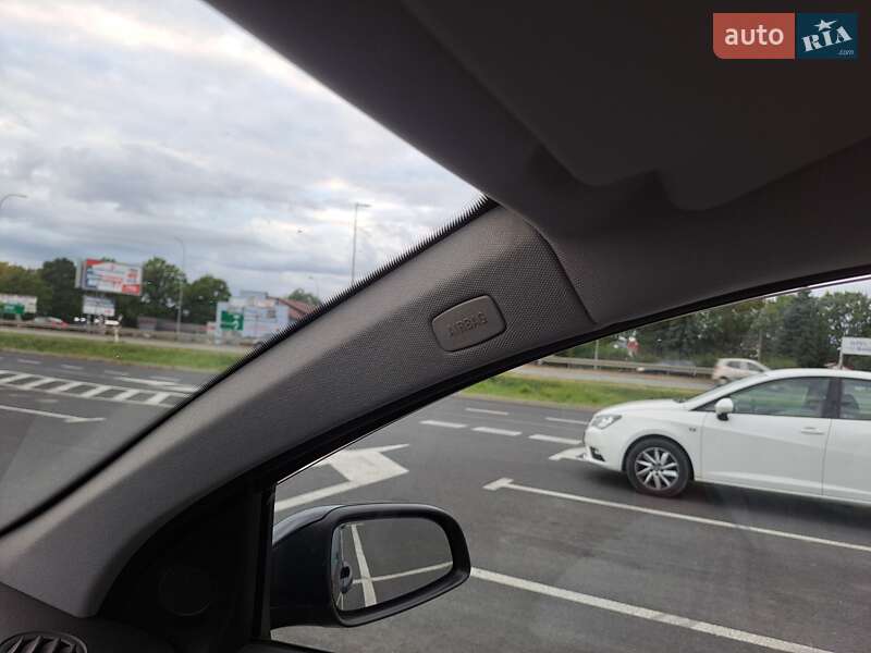 Універсал Opel Astra 2009 в Львові