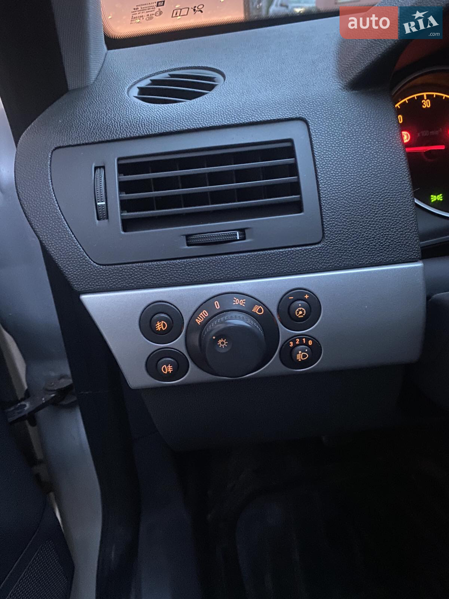 2010 Opel Astra - мініатюра 10
