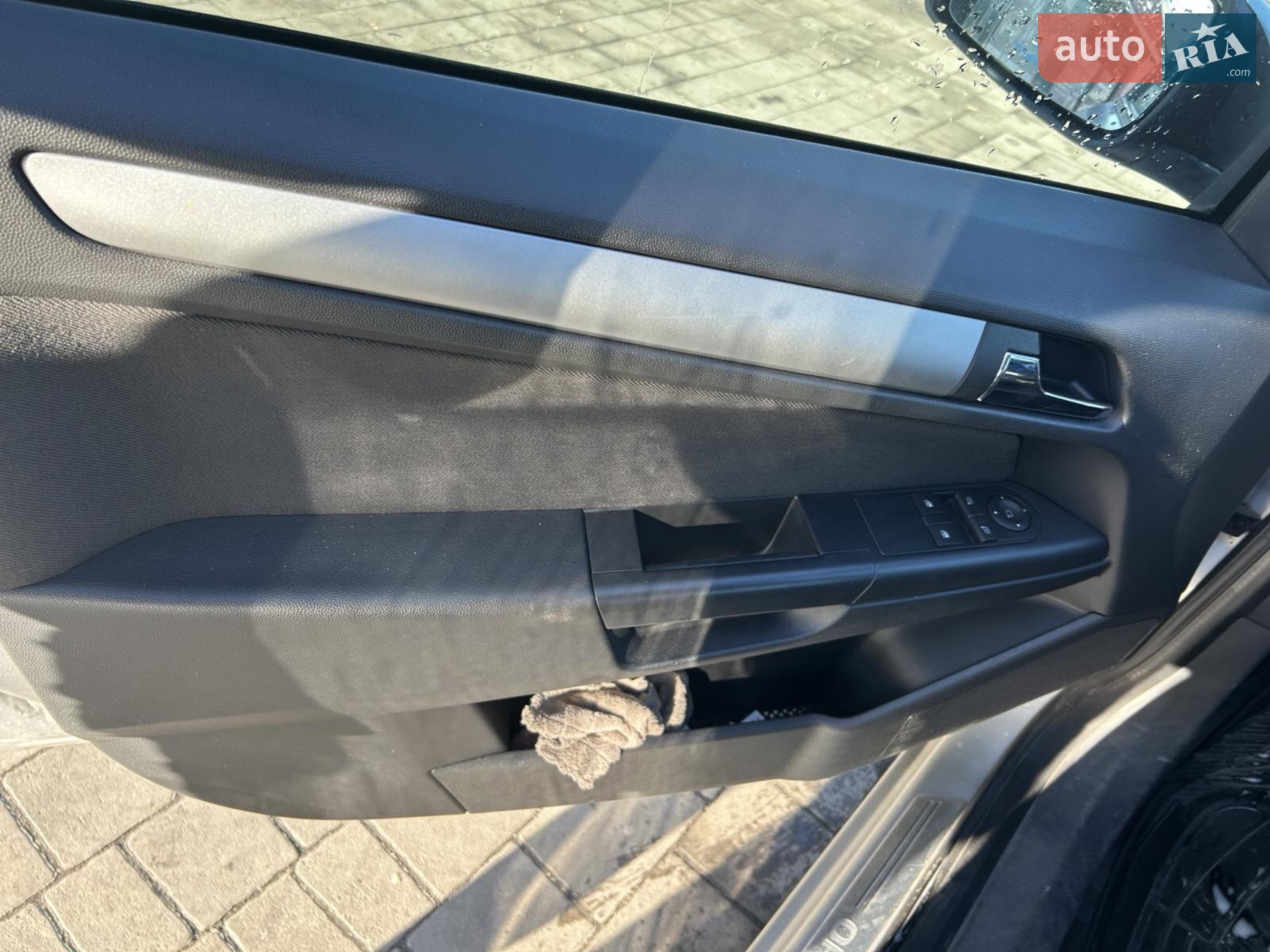 2010 Opel Astra - мініатюра 16