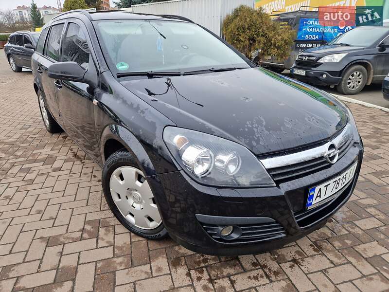 Универсал Opel Astra 2005 в Ивано-Франковске