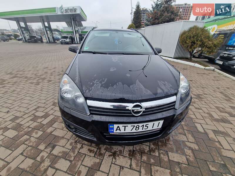 Универсал Opel Astra 2005 в Ивано-Франковске