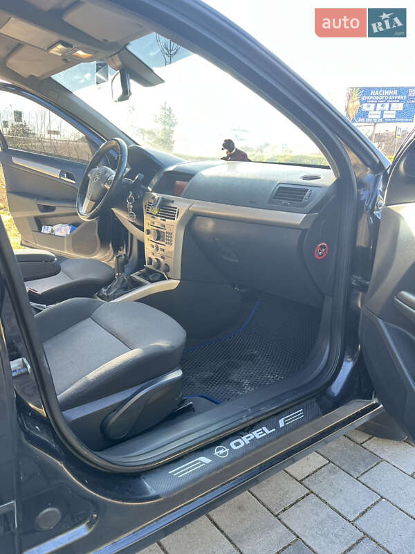 Універсал Opel Astra 2007 в Старокостянтинові