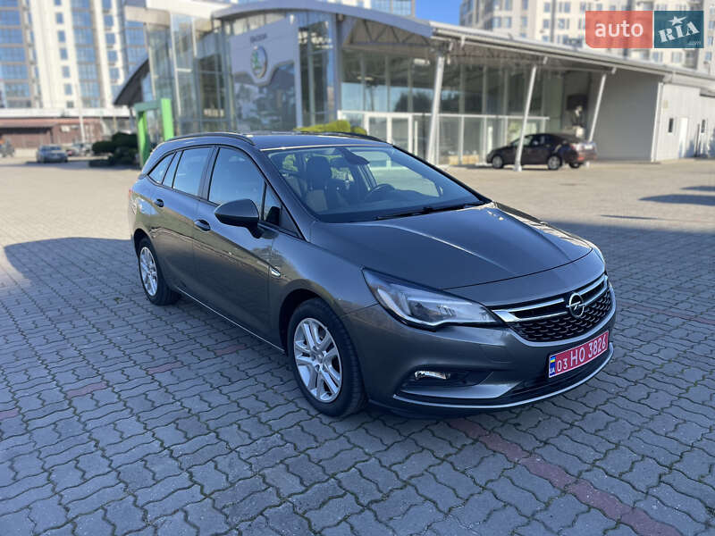 Универсал Opel Astra 2019 в Луцке