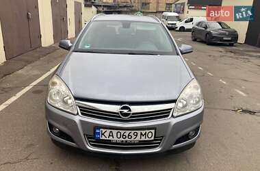 Универсал Opel Astra 2008 в Киеве