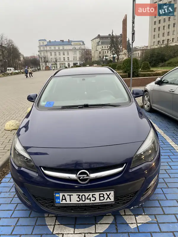 Opel Astra 2013
