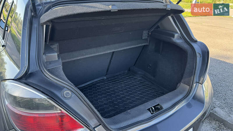 Хетчбек Opel Astra 2008 в Львові