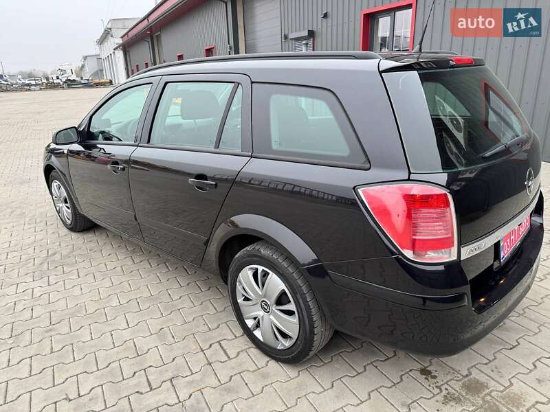 Универсал Opel Astra 2005 в Ковеле