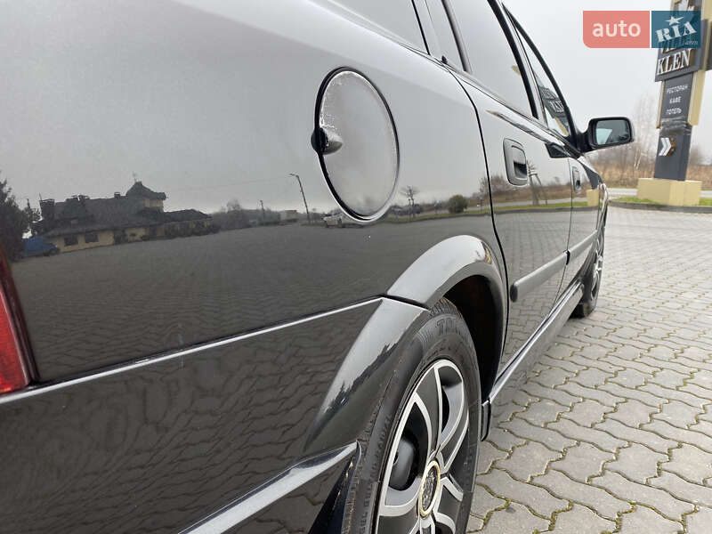 Седан Opel Astra 2007 в Ивано-Франковске