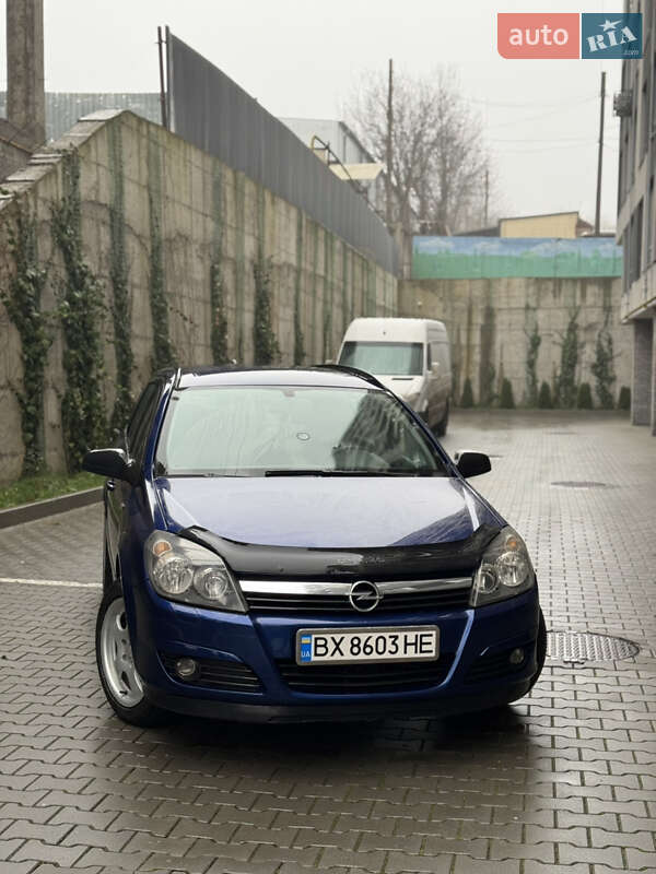 Универсал Opel Astra 2006 в Хмельницком