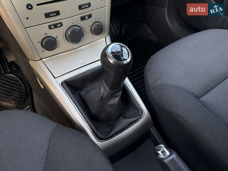 Универсал Opel Astra 2008 в Одессе