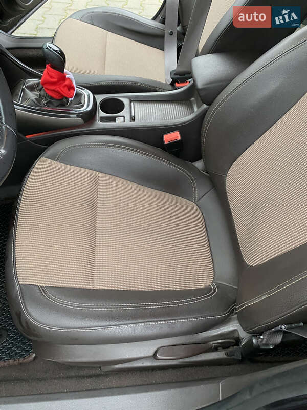 Универсал Opel Astra 2012 в Летичеве