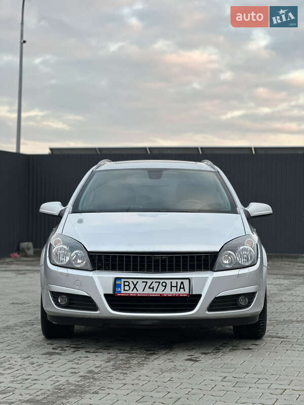 Универсал Opel Astra 2005 в Хмельницком