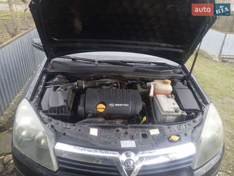 Универсал Opel Astra 2005 в Теребовле