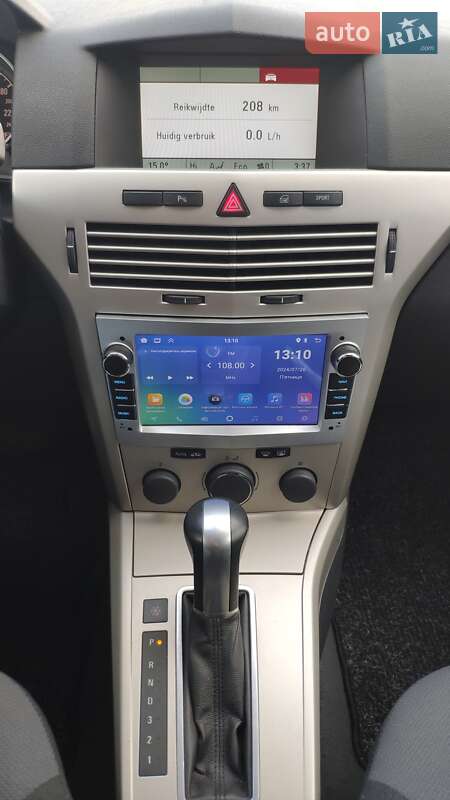 Хэтчбек Opel Astra 2008 в Южноукраинске