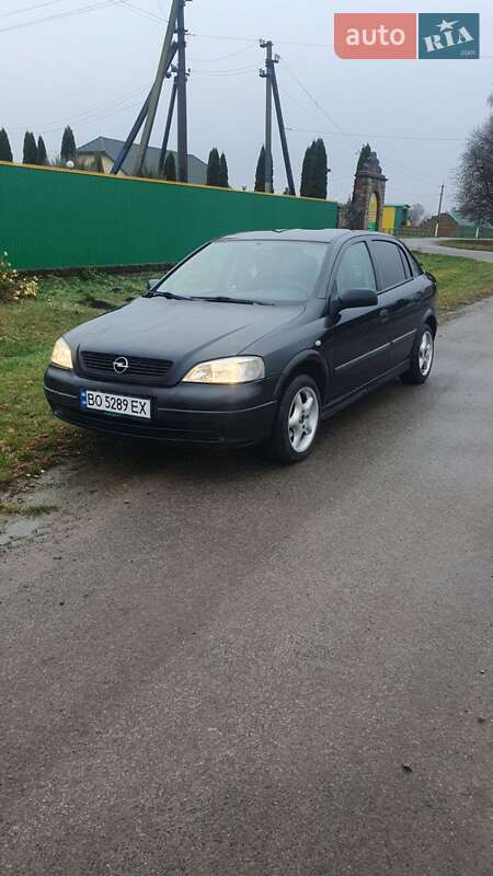 Хетчбек Opel Astra 1998 в Чорткові