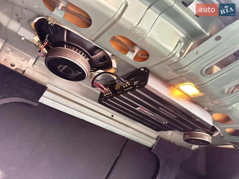 Седан Opel Astra 2005 в Запорожье