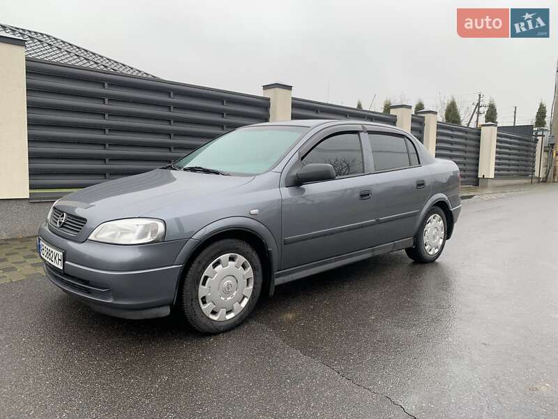 Седан Opel Astra 2008 в Виннице