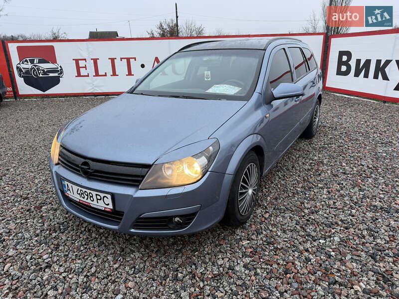 Универсал Opel Astra 2006 в Переяславе