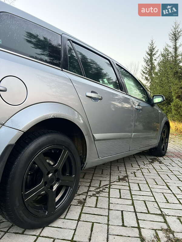 Універсал Opel Astra 2005 в Запоріжжі