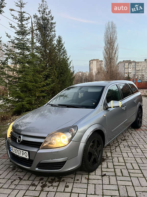 Універсал Opel Astra 2005 в Запоріжжі