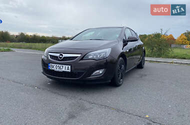 Хетчбек Opel Astra 2011 в Рівному