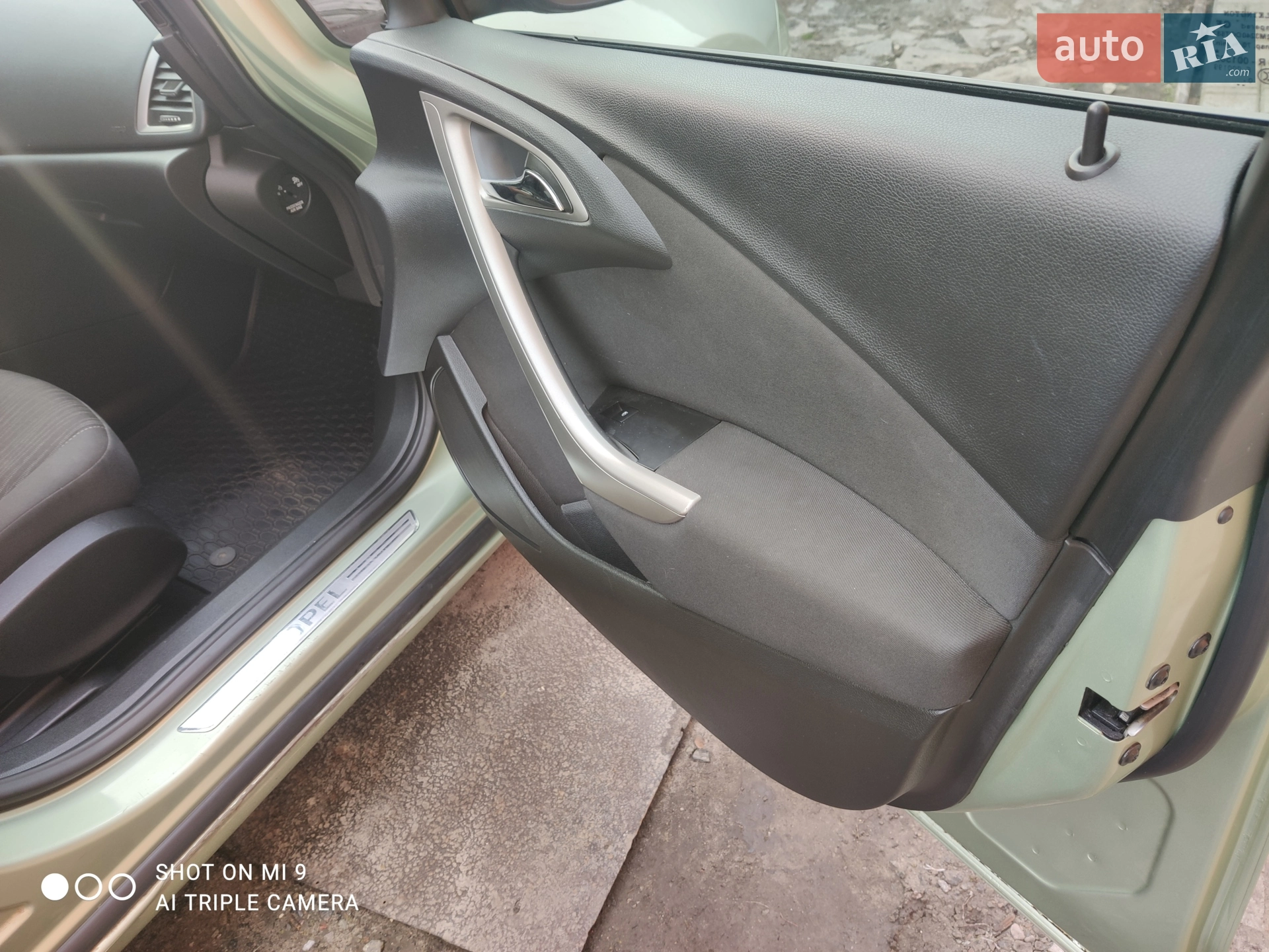 2011 Opel Astra - мініатюра 14