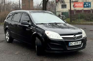 Универсал Opel Astra 2007 в Гадяче