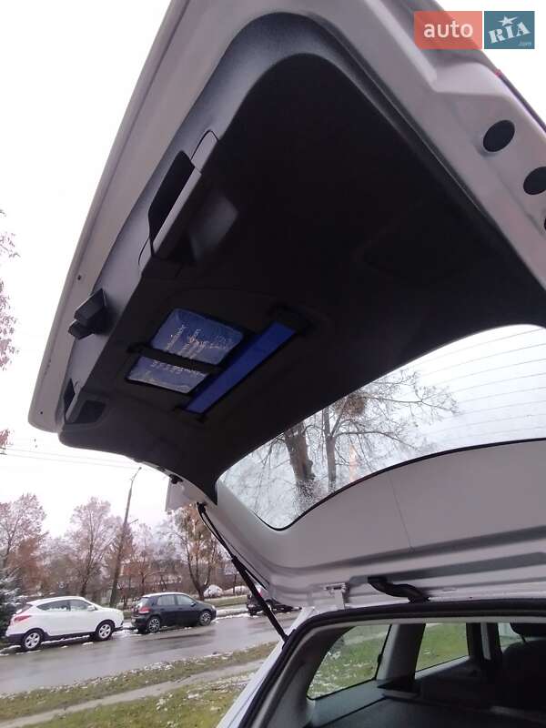 Універсал Opel Astra 2011 в Луцьку