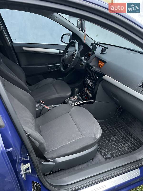 Универсал Opel Astra 2010 в Костополе фото 7 Универсал Opel Astra 2010 в Костополе